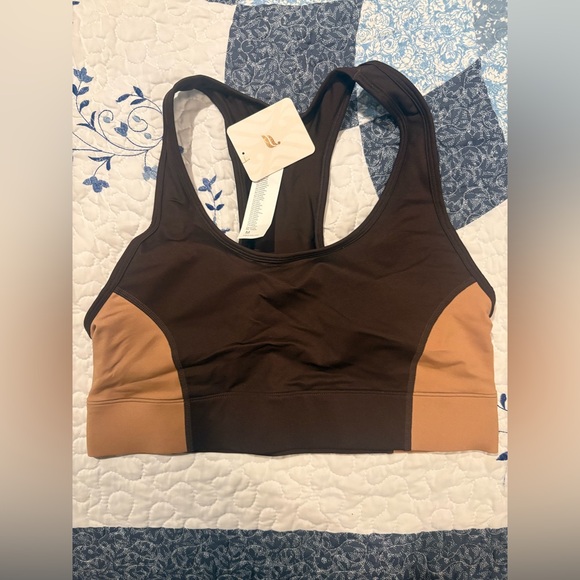 Fabletics Brown and Tan Sports Bra NWT - Picture 4 of 7